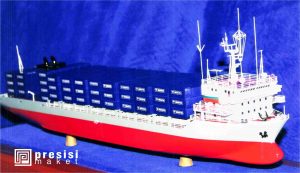 Maket Miniatur kapal